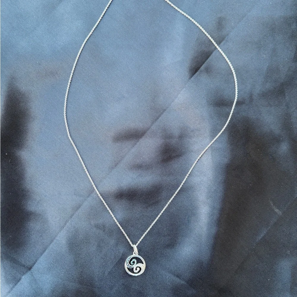 18” sterling necklace with double heart pendant in blue and white diamonds - Picture 6 of 6